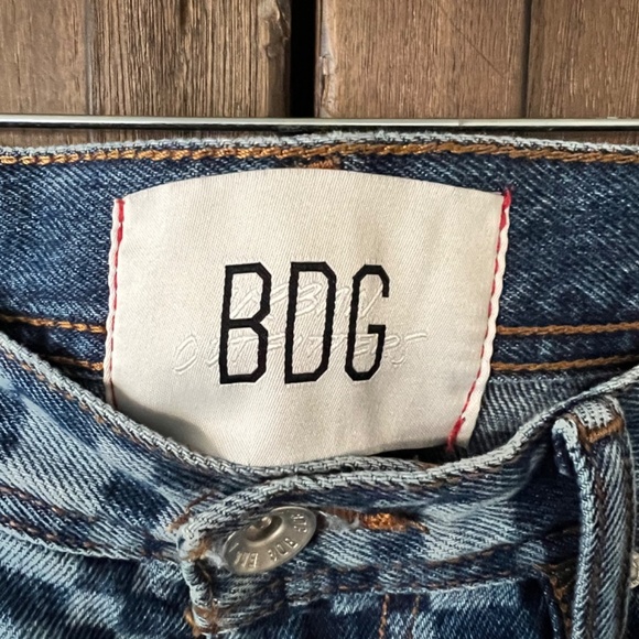 BDG Urban Outfitters Bow Fit Jean – Checkerboard Print Size 29/30 EUC - Picture 5 of 10